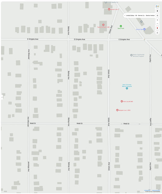 Clean up sidewalk and driveway (Average)
